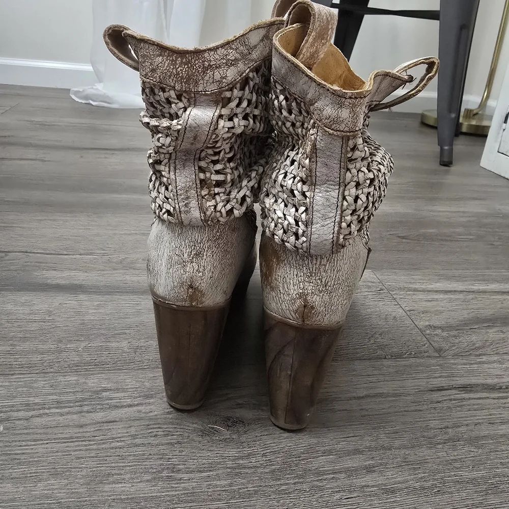 Bed Stu Tan and Cream Ankle Boots - Picture 3 of 11